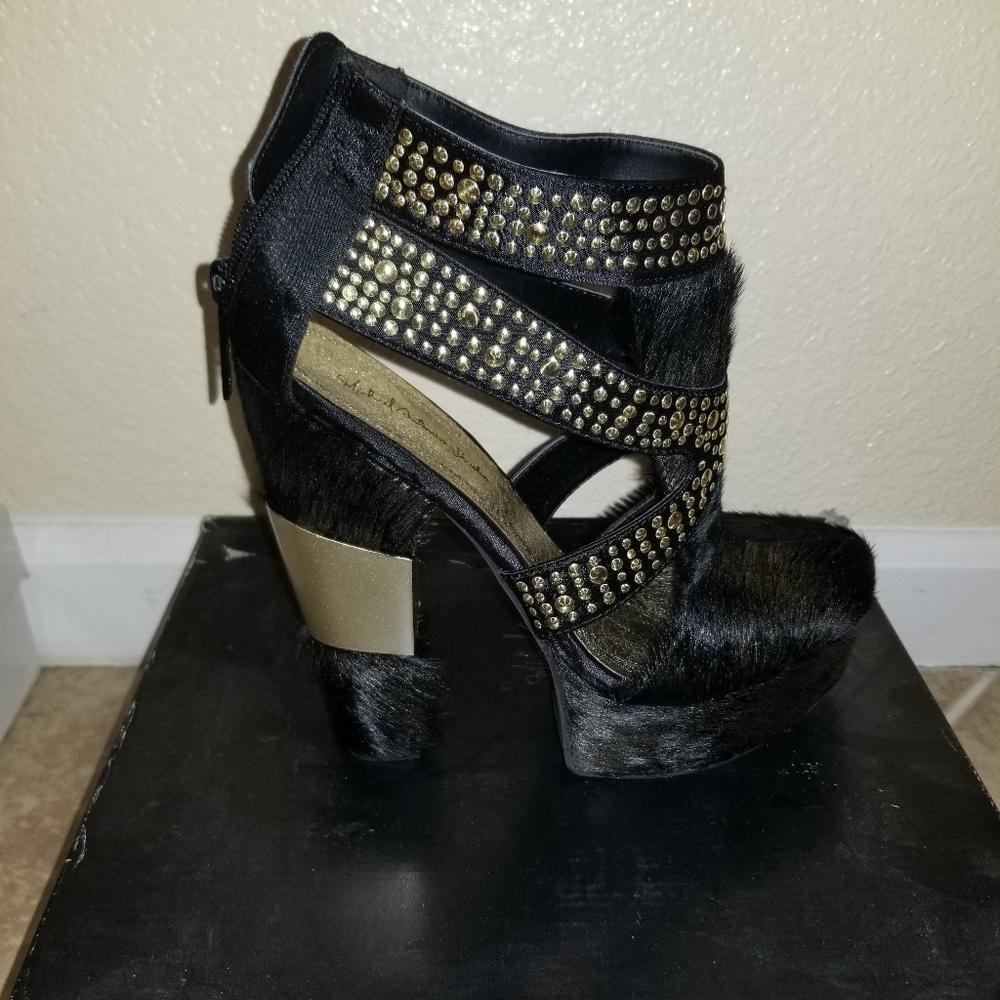 Platform heel